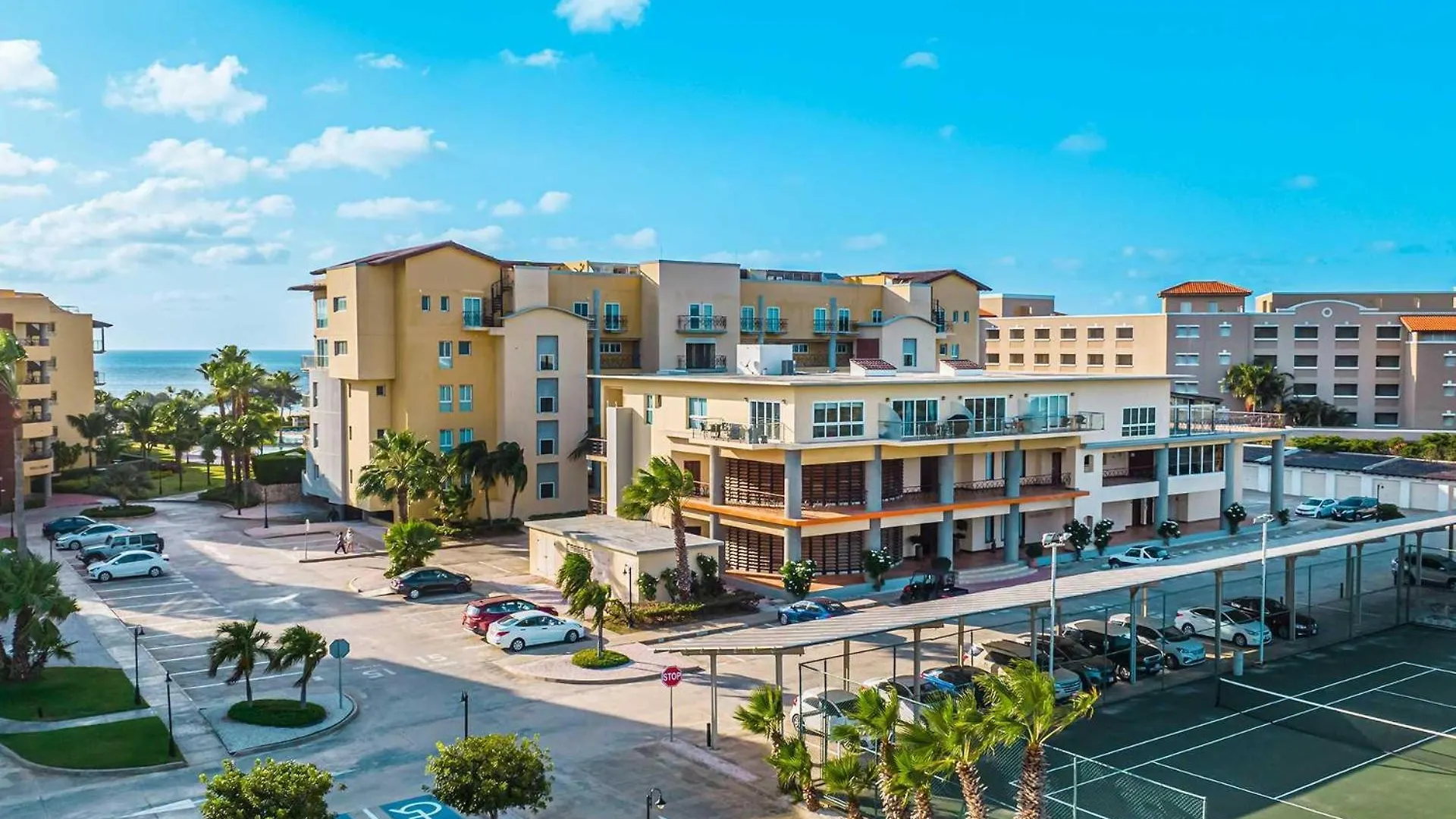 Holiday home Beachfront - Turquoise View 2Br Condo - Bc353 Palm Beach
